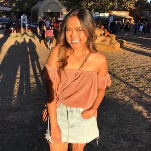 Meet your Posher, Pauline angeli